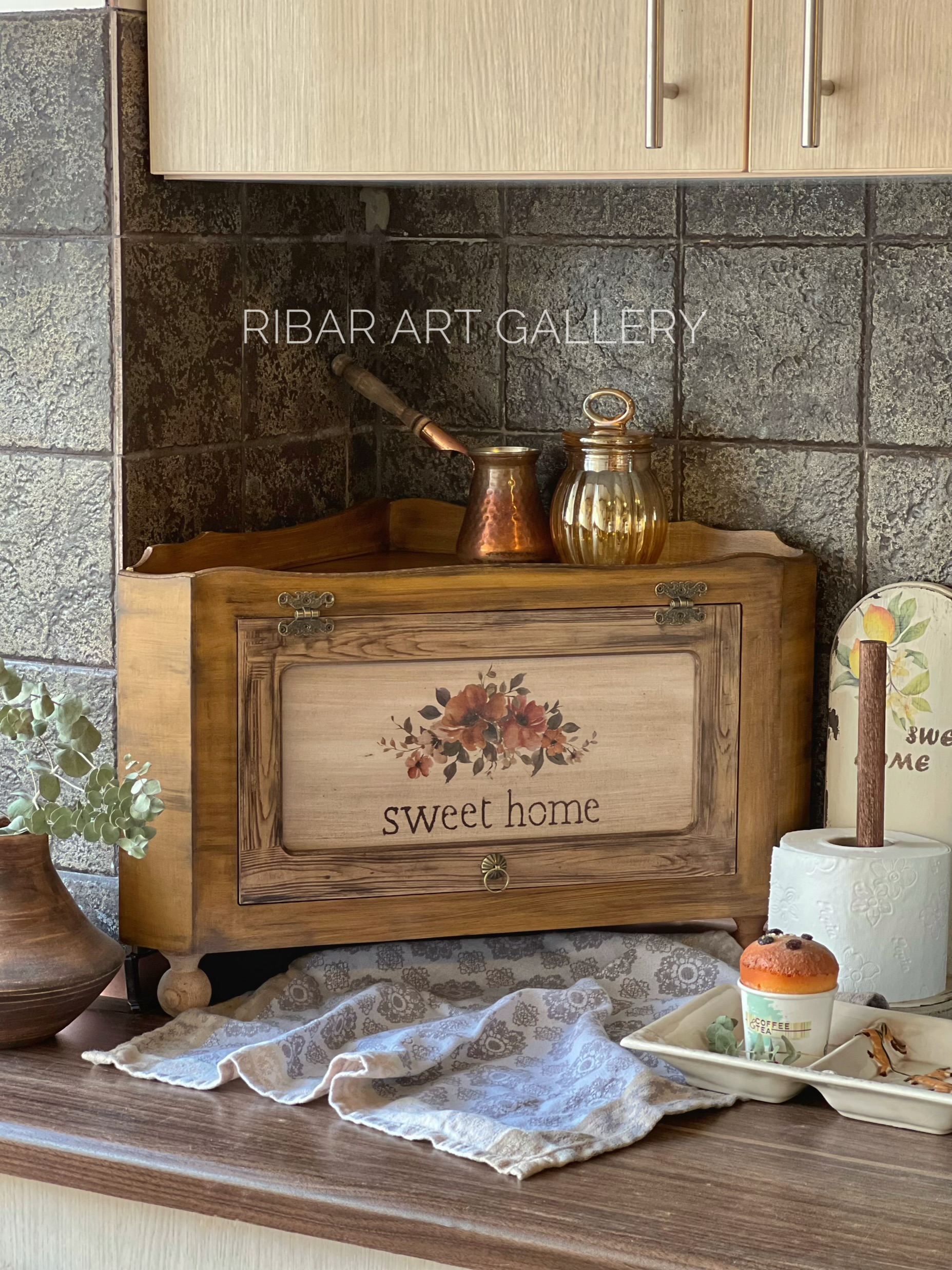 جانونی کنجی و سه گوش مناسب کنج های خالی آشپزخانه