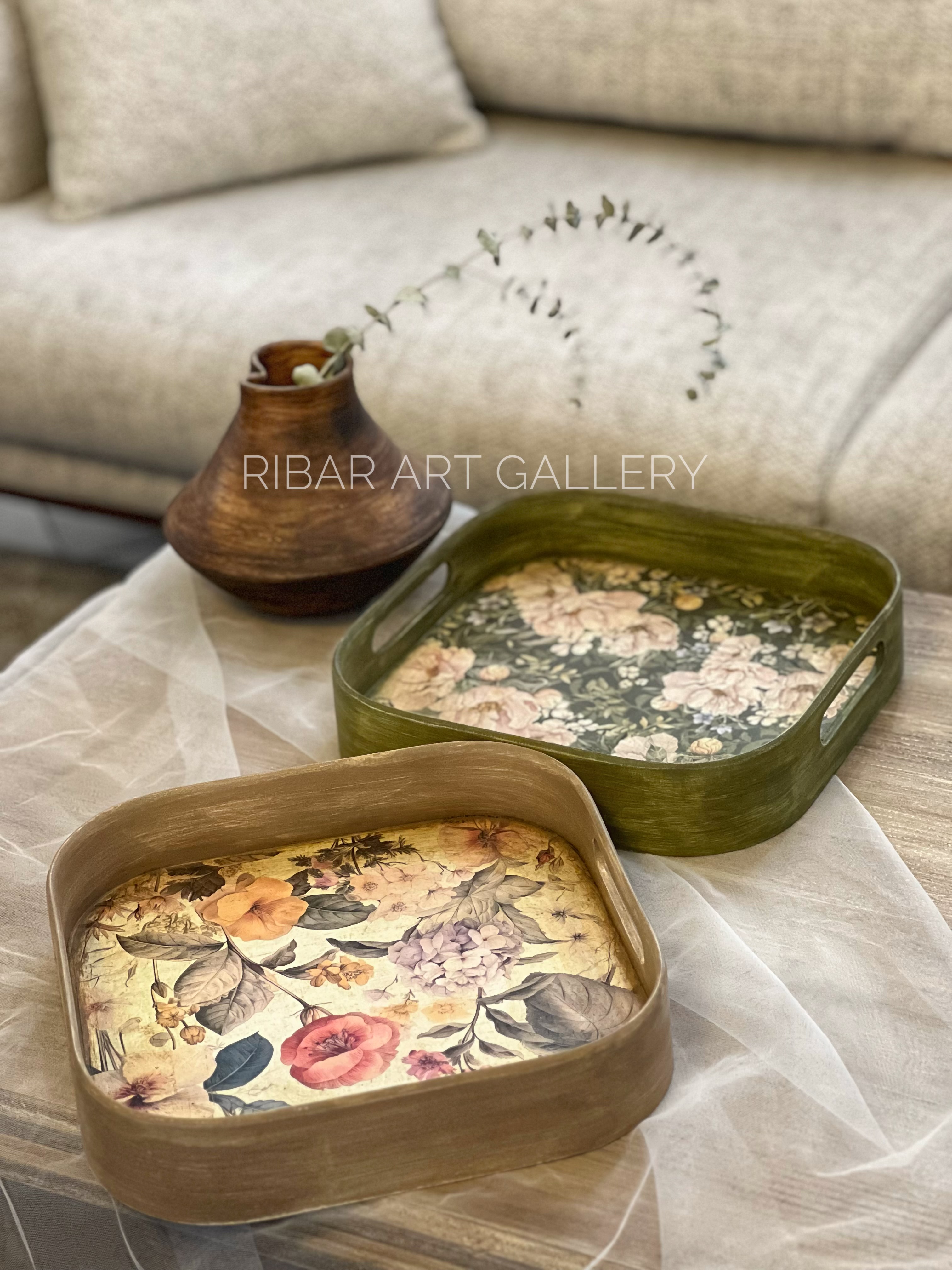 سینی گلدار در دو طرح و رنگ